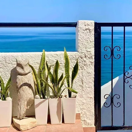 Elpida Seafront Paradise In Crete Apartmán