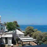 Apartment Elpida Seafront Paradise In Crete