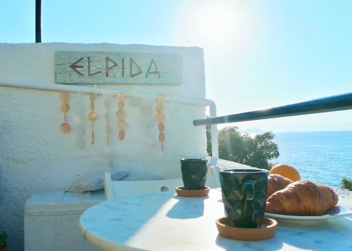 Апартаменти Elpida Seafront Paradise In Crete Ханья (Крит)