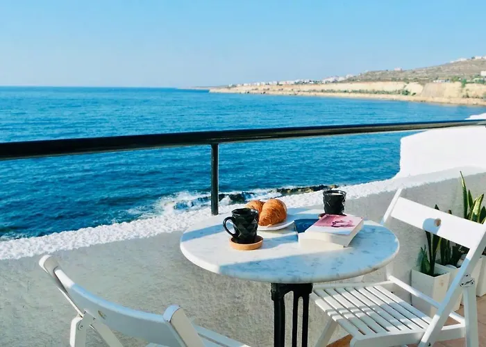 Daire Elpida Seafront Paradise In Crete *