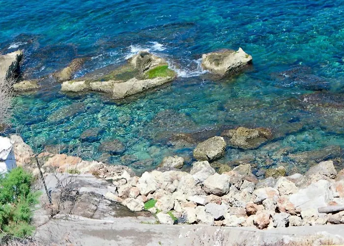 Апартаменти Elpida Seafront Paradise In Crete