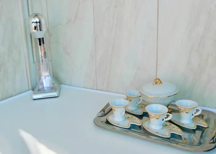 Апартаменти Elpida Seafront Paradise In Crete *